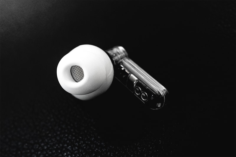 HYPEBEAST 獨家近賞 Nothing Ear（1）全新無線耳機