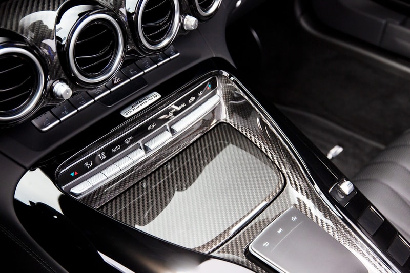 Posaidon 打造 880 匹馬力 Mercedes-AMG GT R Roadster 兇悍性能改裝
