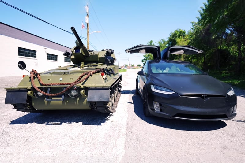 網民實測 Tesla Model X 與坦克車展開拉力大戰