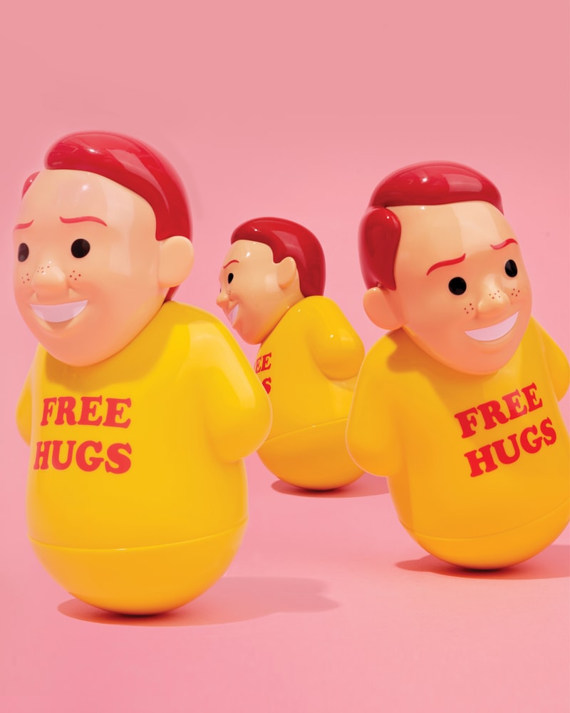Joan Cornellà 全新《Free Hugs》搪膠公仔正式發佈