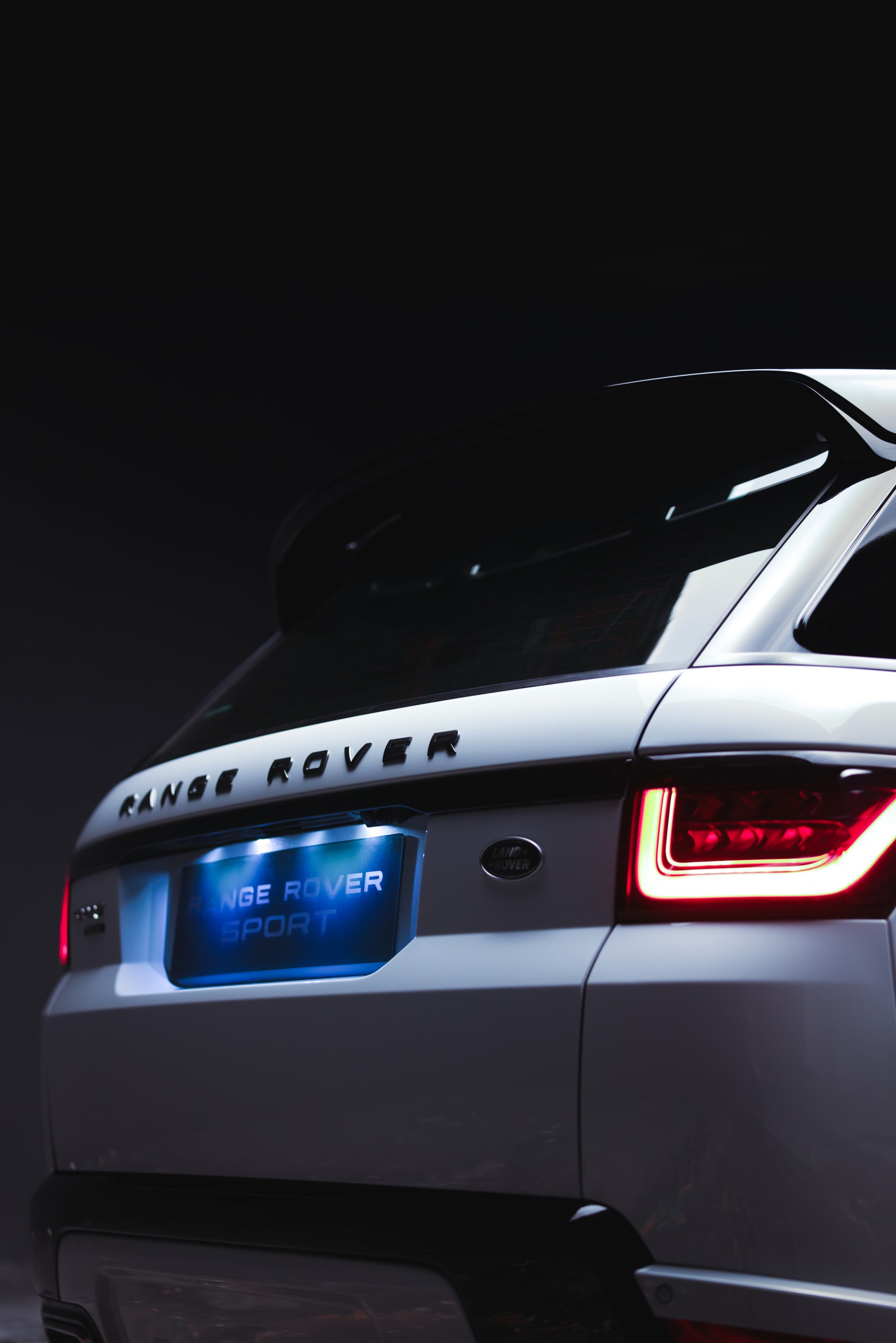 A Closer Look at the 2021 Range Rover Sport