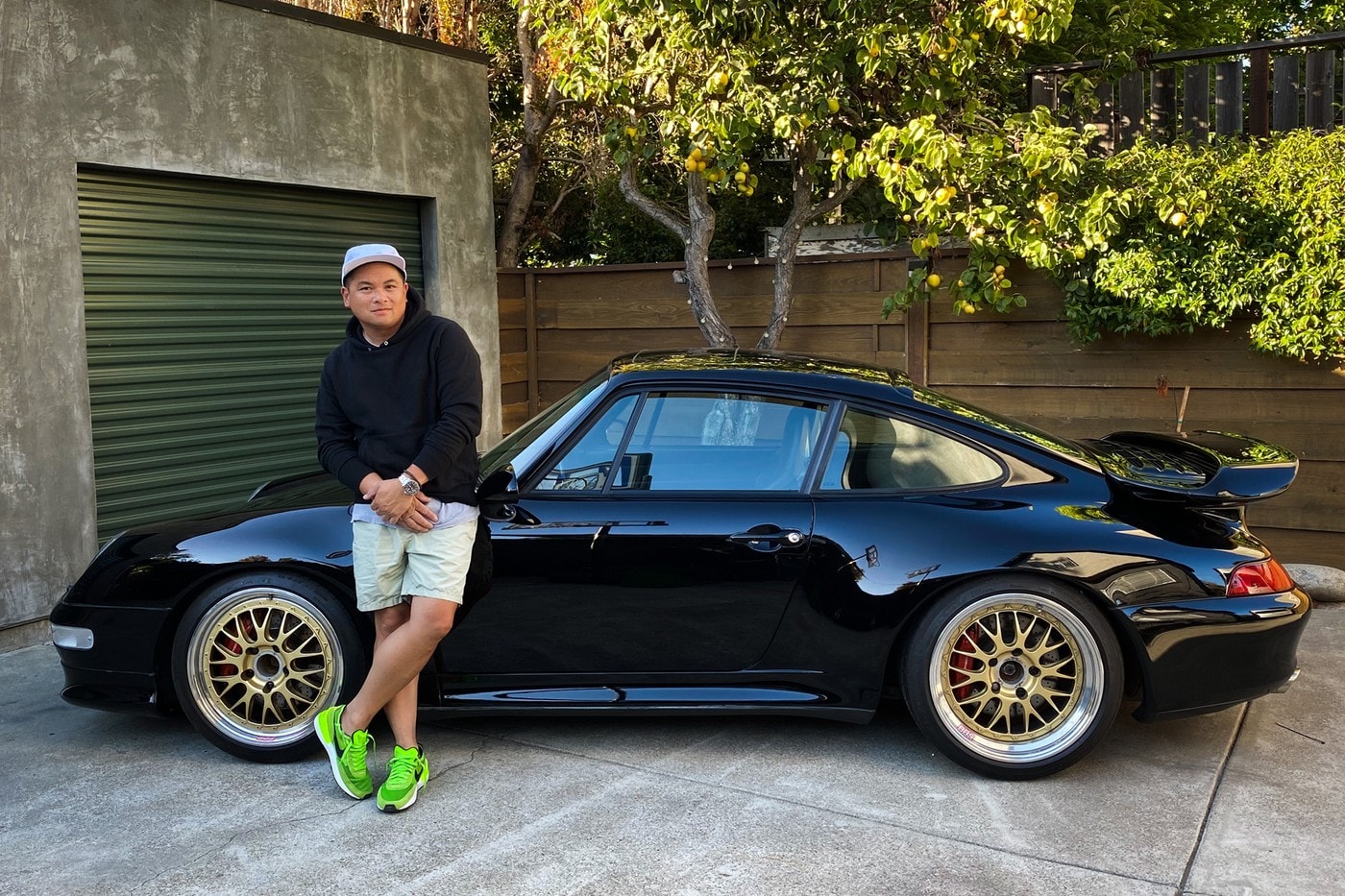 DRIVERS：1997 Porsche 911 Carrera 4S 如何吸引 Mark Arcenal？
