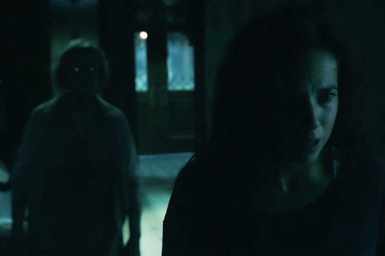 Netflix 最新驚悚電影《戰慄公寓 No One Gets Out Alive》正式預告放送