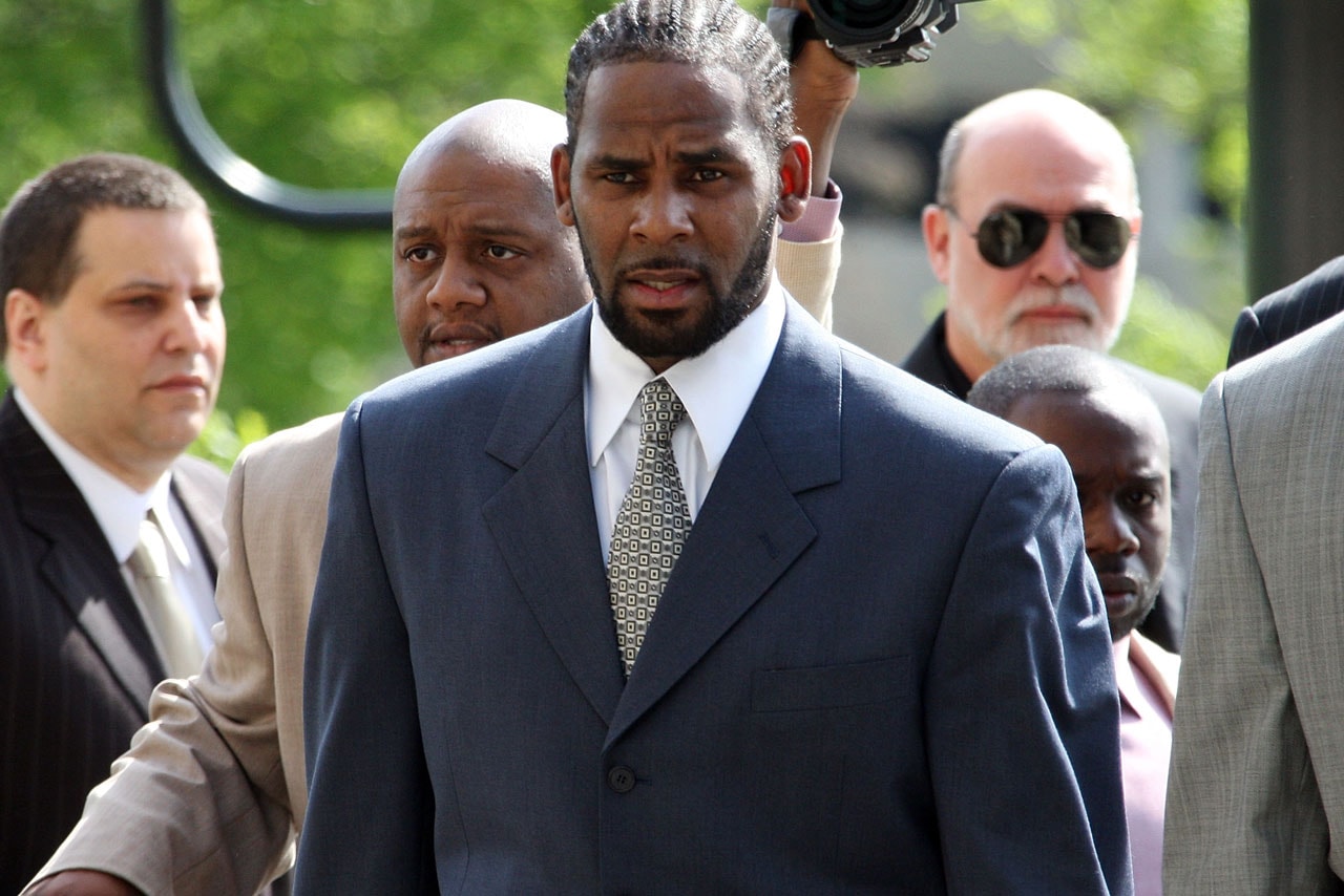 R&B 歌手 R. Kelly 涉多項罪名或面臨最高終身監禁