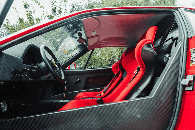 極罕有完美車況 1989 年 Ferrari F40 Berlinetta 現正展開拍賣