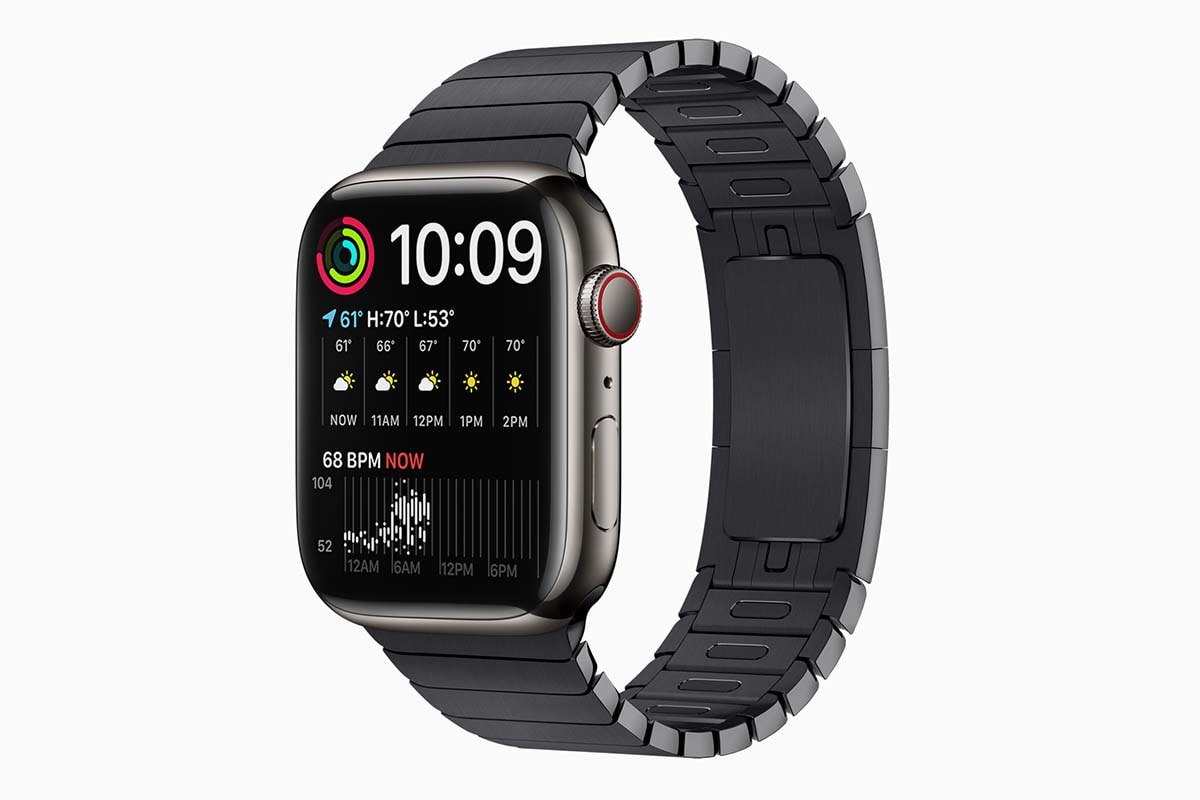 以 livi PayLater 率先享用第 7 代 Apple Watch 及 Thom Browne 手拿包