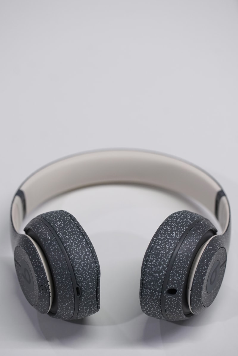 獨家近賞 A-COLD-WALL* x Beats Studio3 Wireless 最新聯名耳機