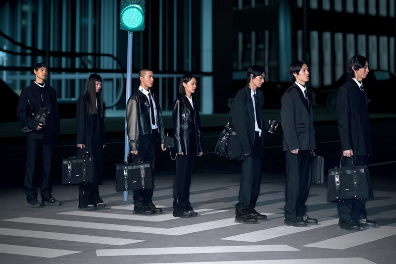 C2H4 發佈最新 2021 秋冬系列宣傳短片「Future City Uniform」