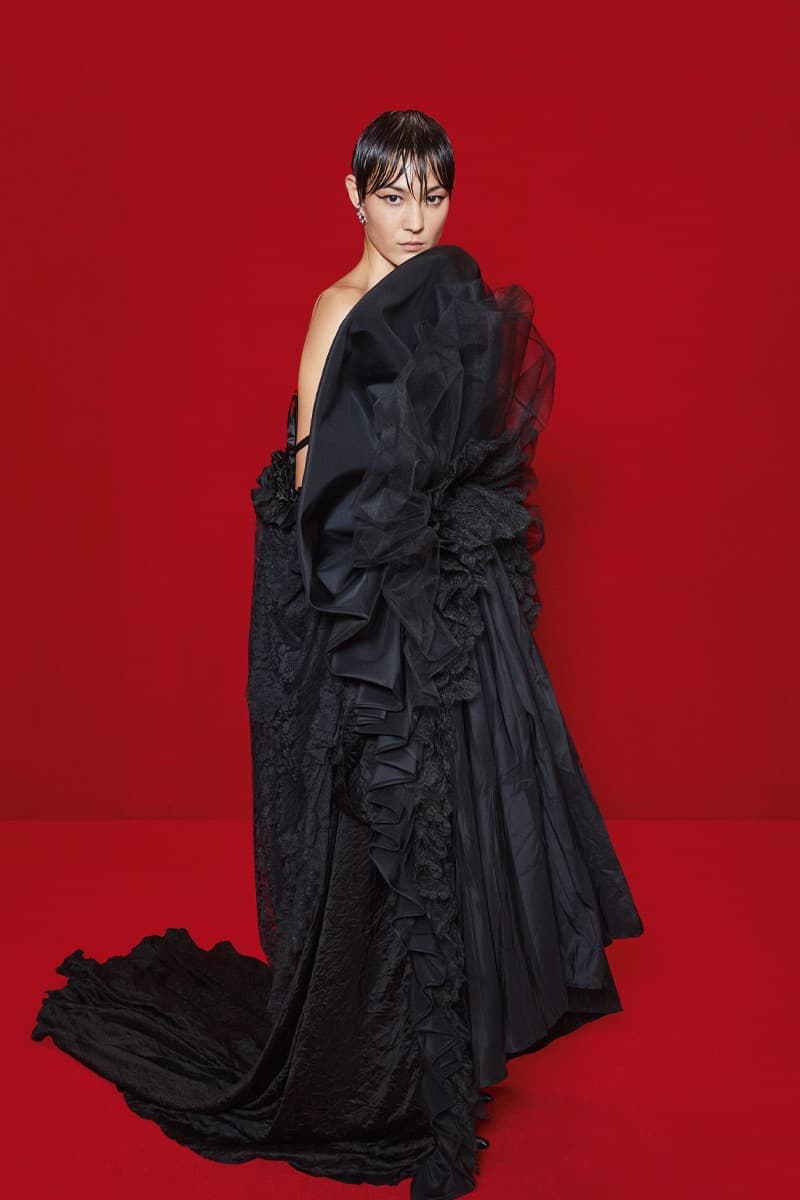 「模糊化」的街頭正裝|Balenciaga 2022 春夏系列正式登場