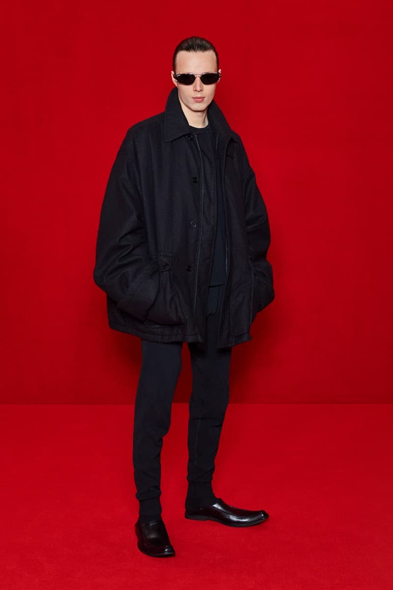 「模糊化」的街頭正裝|Balenciaga 2022 春夏系列正式登場