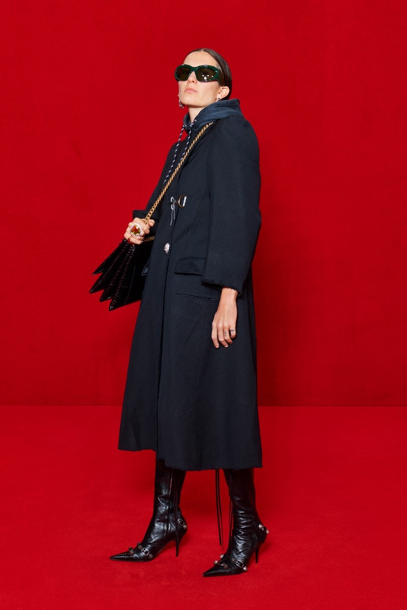 「模糊化」的街頭正裝｜Balenciaga 2022 春夏系列正式登場