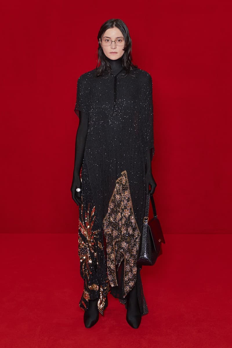「模糊化」的街頭正裝|Balenciaga 2022 春夏系列正式登場