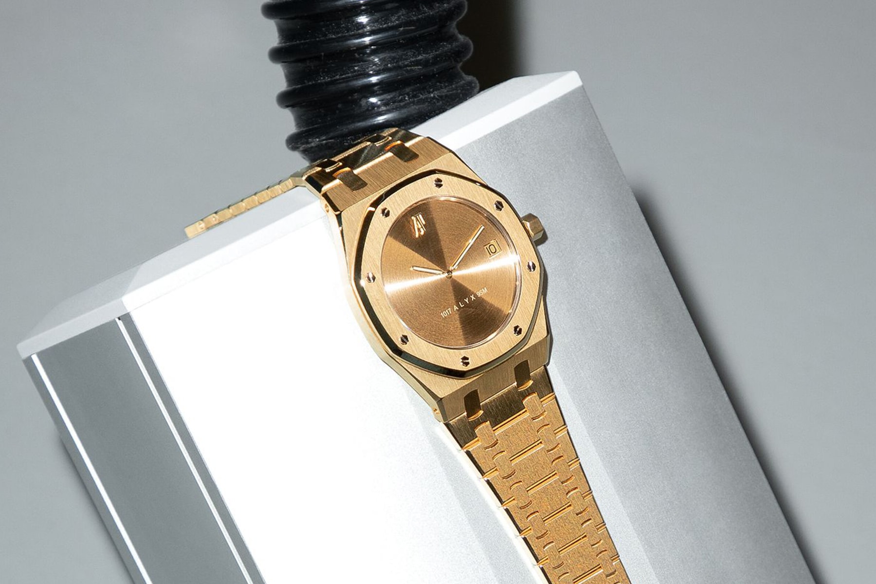 MAD Paris 打造 1017 ALYX 9SM x Audemars Piguet 全新定製錶款正式登場