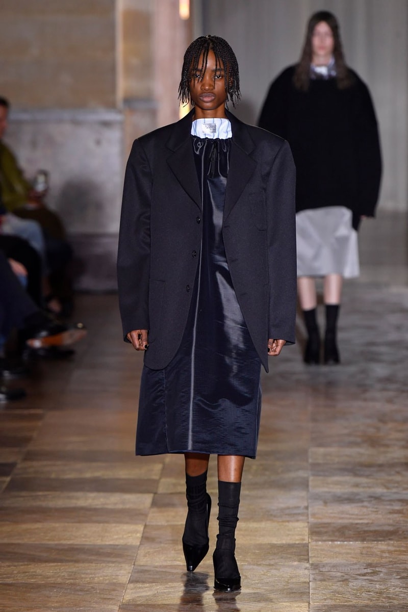 Raf Simons 2022 春夏系列大秀正式登場