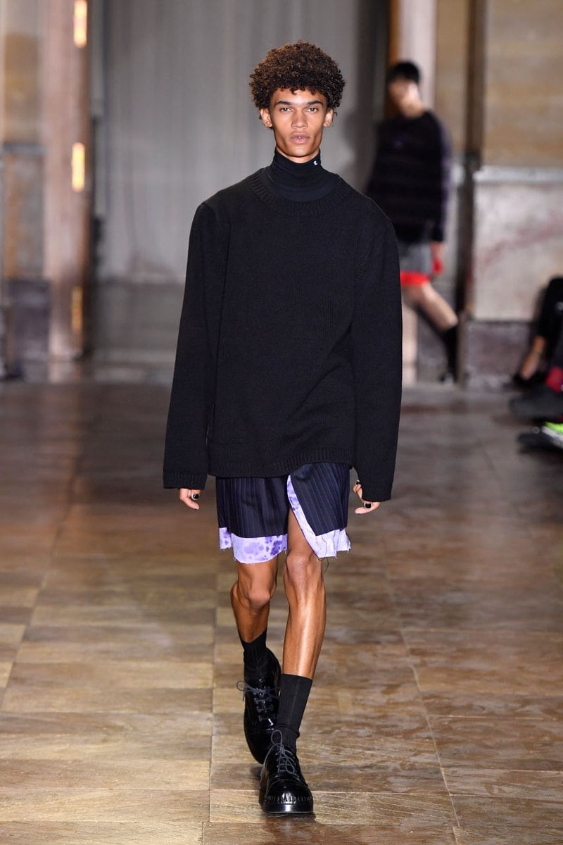 Raf Simons 2022 春夏系列大秀正式登場