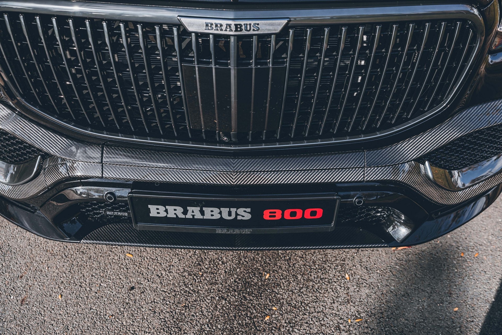 Brabus 打造 Mercedes-Maybach GLS 600 頂級碳纖維豪奢改裝車型