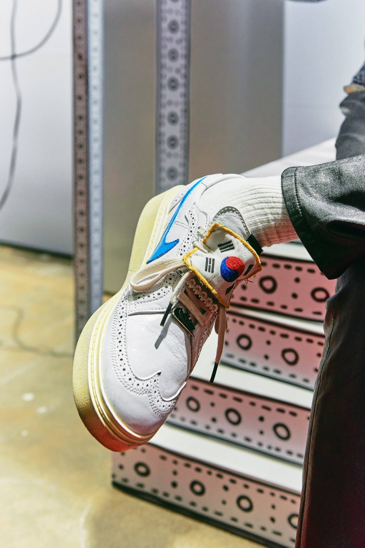 G-Dragon 親臨 PEACEMINUSONE x Nike Kwondo 1 最新聯名鞋款 Pop-Up 店舖
