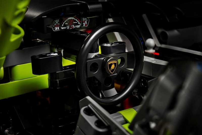 Lamborghini 攜手 LEGO 打造 Sián FKP 37 超跑積木模型