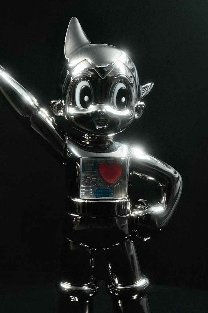 Yoon Ahn 率先曝光全新 AMBUSH 聯名 Astro Boy 模型