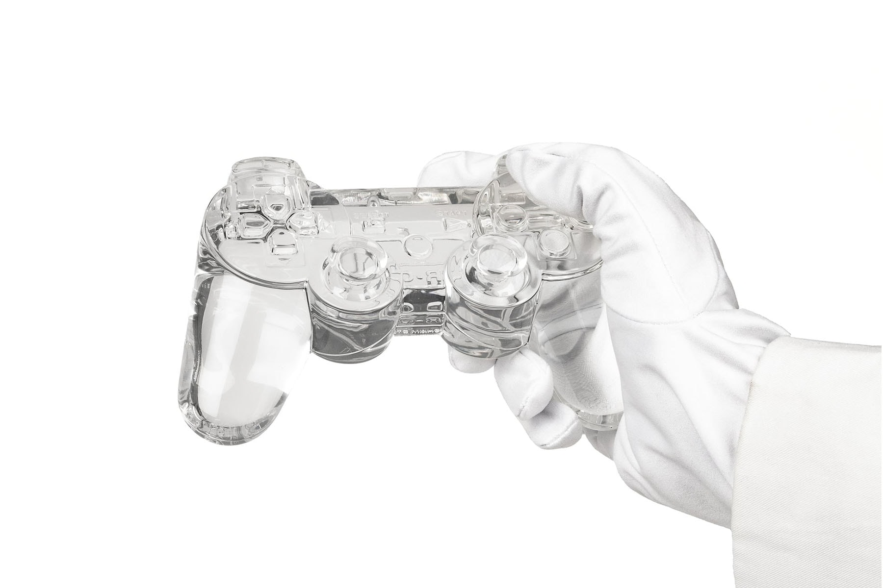 Daniel Arsham「CRYSTAL RELIC 004」Playstation 控制器即將發售