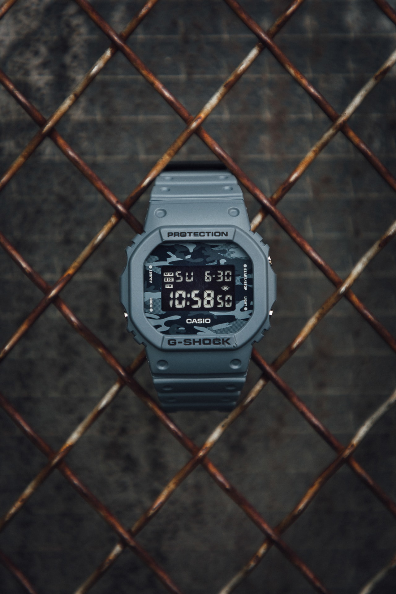 G-SHOCK 推出全新 Utility Dial Camouflage 系列