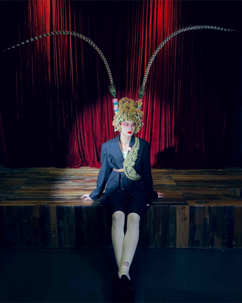 香港時尚攝影師 Issac Lam 以 iPhone 13 Pro 拍攝新作《ODE TO ROUGE》