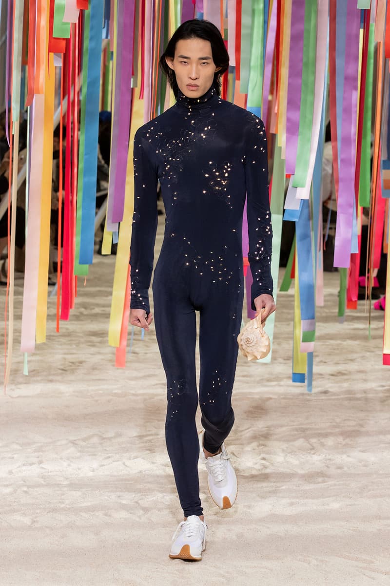 LOEWE 2022 秋冬男裝系列正式發佈
