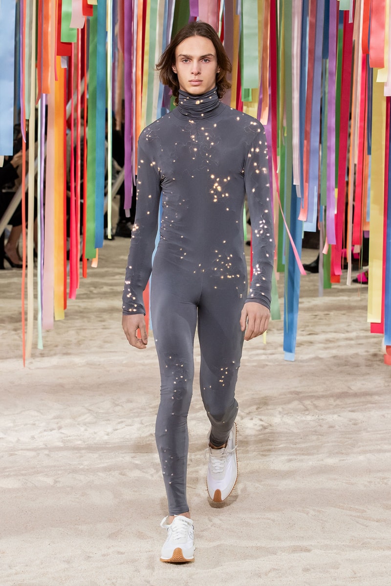 LOEWE 2022 秋冬男裝系列正式發佈