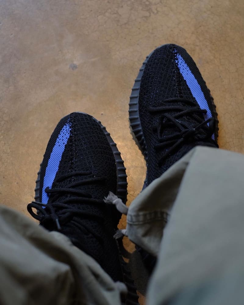 再次近賞 YEEZY BOOST 350 V2 最新配色「Dazzling Blue」清晰圖輯