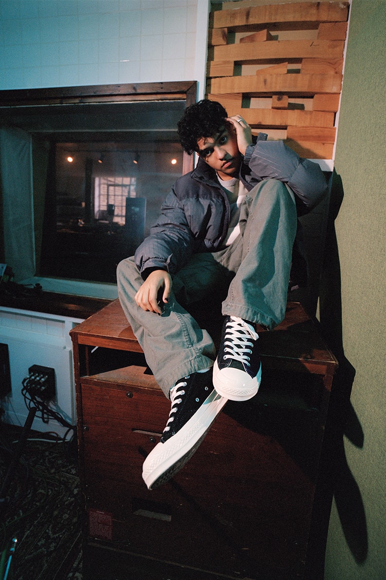 Converse 攜手英國古著店 Beyond Retro 打造 Chuck 70 聯乘鞋款