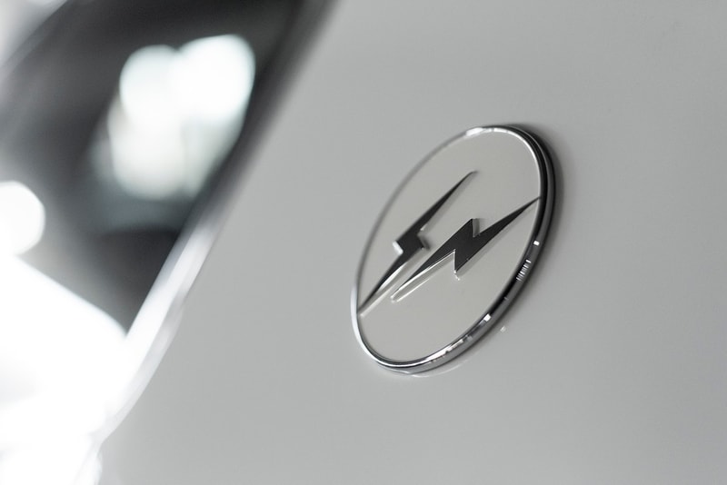 HYPEBEAST 實測 2021 年式樣 fragment design x Maserati Ghibli S Q4 車款