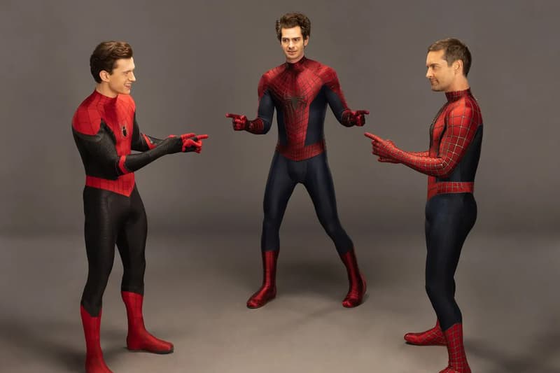 蜘蛛人三代同堂互指對方!《Spider-Man: No Way Home》官方幕後照重現經典迷因