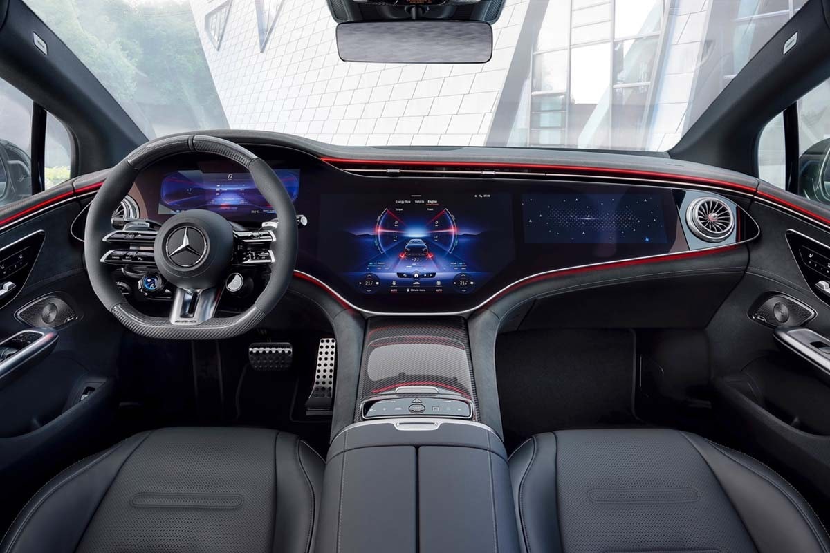Mercedes-AMG 搭載 677 匹馬力電能轎車 EQE 正式亮相