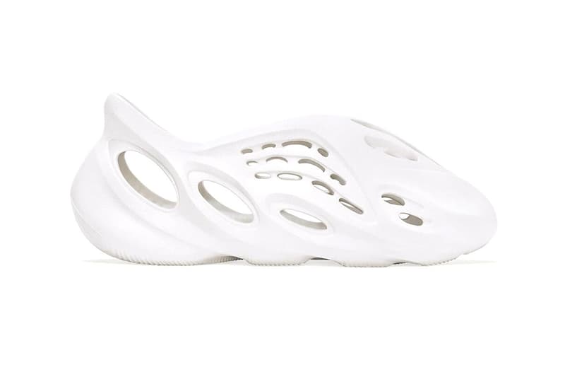 adidas YEEZY Foam Runner 人氣配色「Sand」即將重新補貨發售