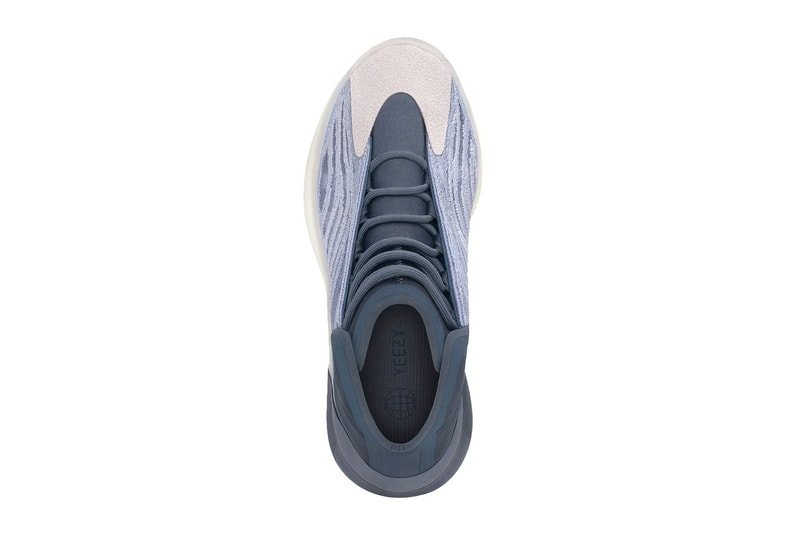 YEEZY Quantum 最新配色「Mono Carbon」官方圖輯、發售情報公佈