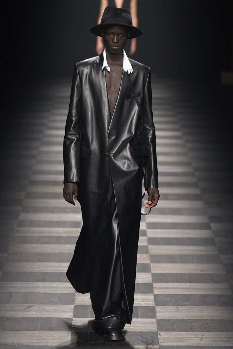 Ann Demeulemeester 正式發佈 2022 秋冬系列秀場