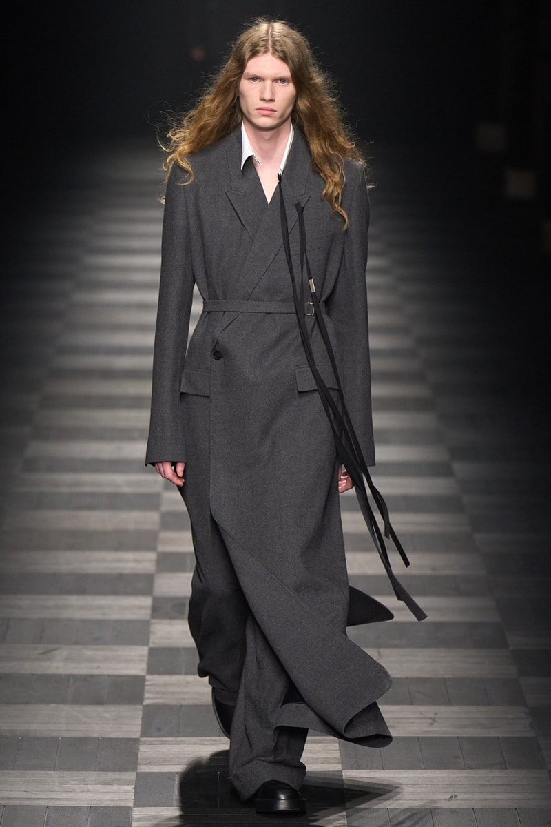 Ann Demeulemeester 正式發佈 2022 秋冬系列秀場