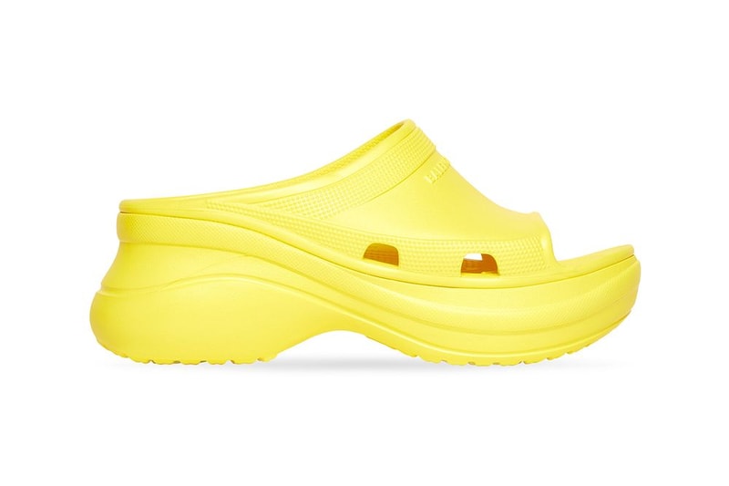 Balenciaga x Crocs 最新聯乘鞋款「Pool Slide」正式登場