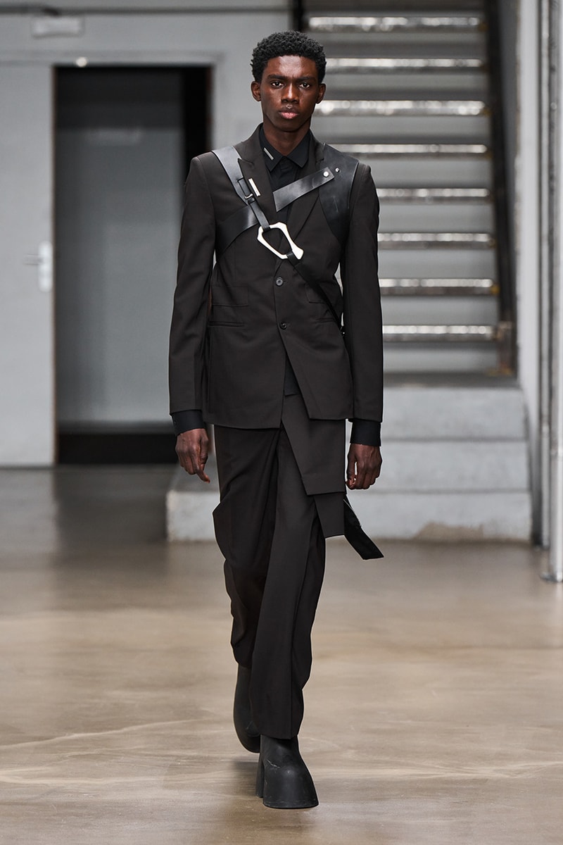 HELIOT EMIL 2022 秋冬系列「Solitary Uniform」正式發佈