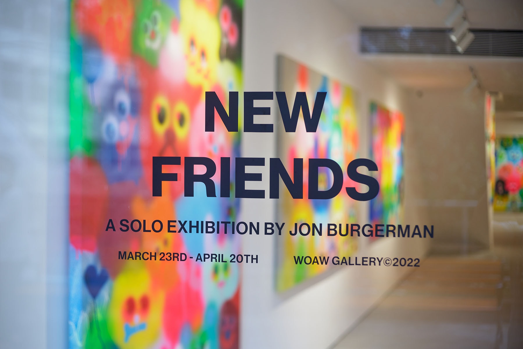 走進 Jon Burgerman 位於 WOAW Gallery 最新個展「New Friends」