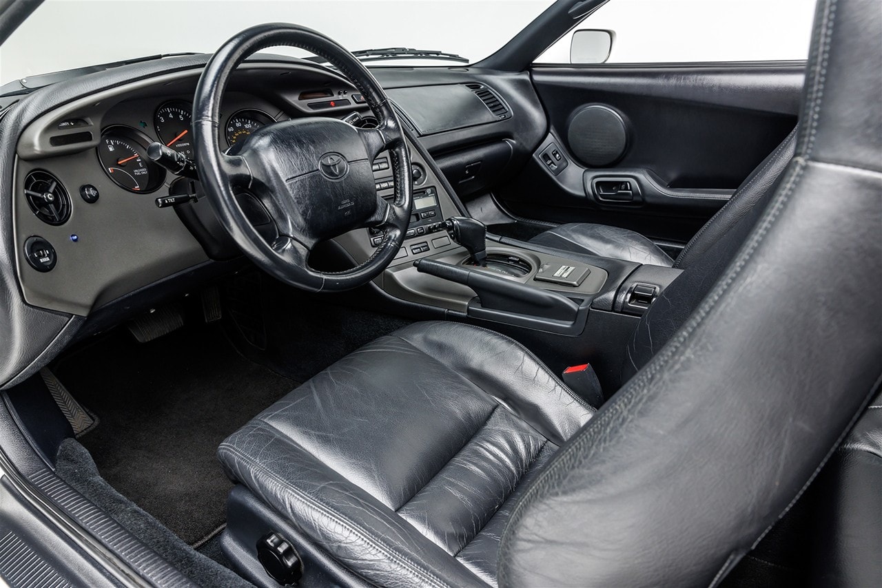 經典 JDM「牛魔王」MKIV Toyota Supra 以 $84,000 美元拍賣出售
