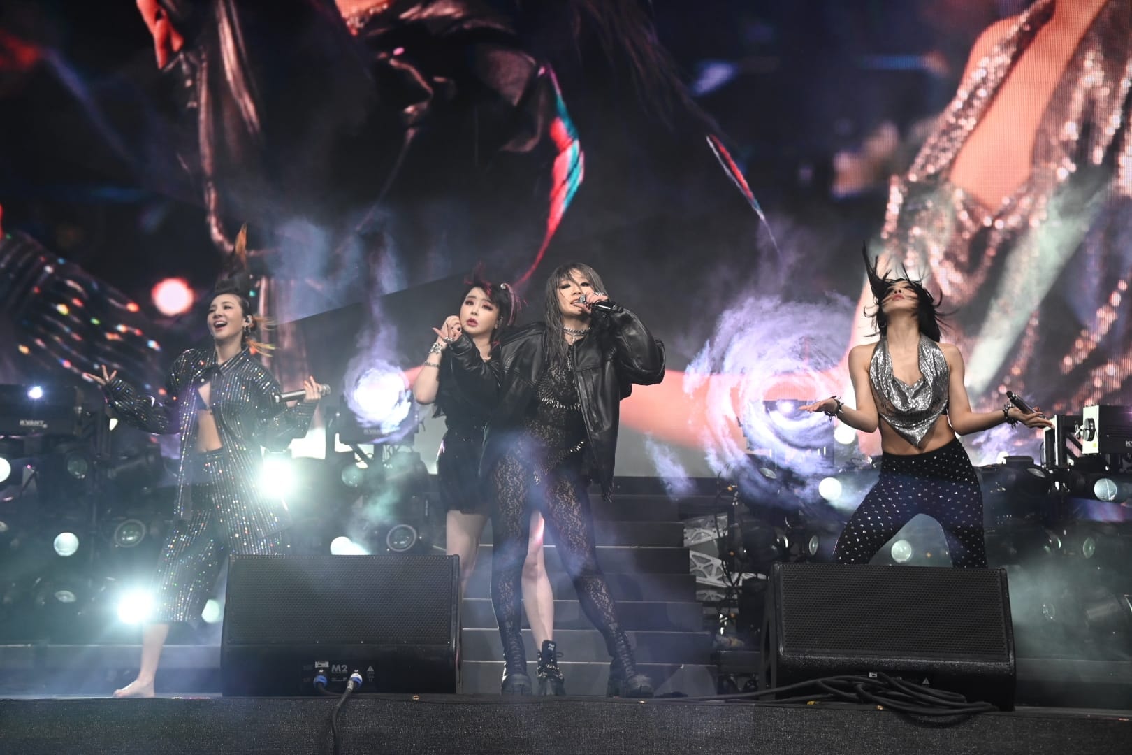 解散女團 2NE1 於 Coachella 音樂節驚傳「合體」
