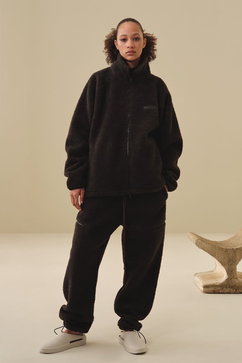 Fear of God ESSENTIALS 2022 春夏系列正式登場