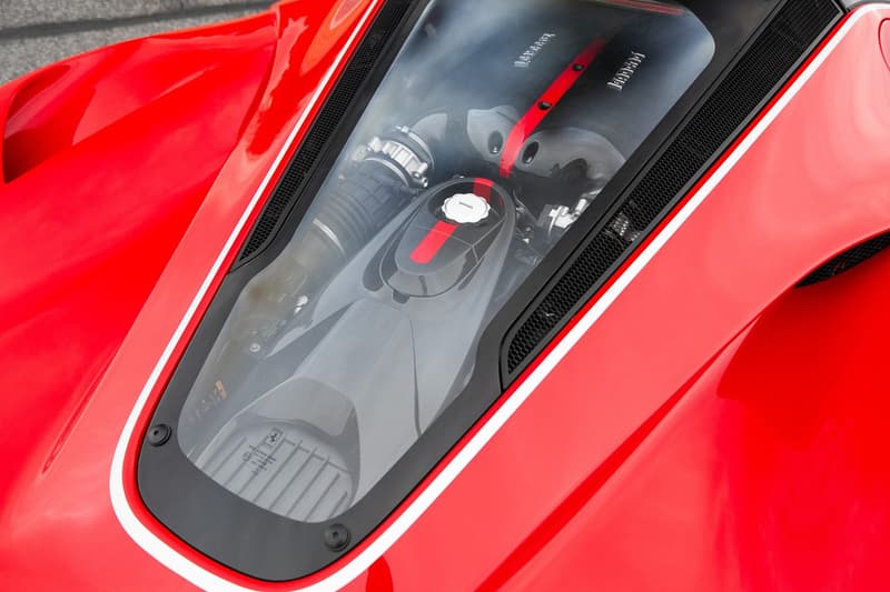 全球限量 210 輛「馬王」LaFerrari Aperta 拍賣競標價突破 $500 萬美元