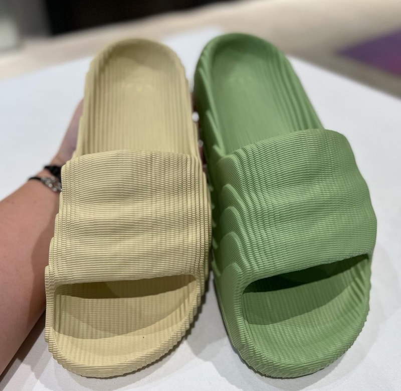 adidas Originals 全新拖鞋款式 Adilette 22 率先亮相