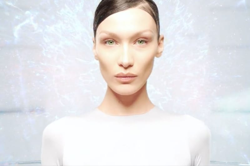 Bella Hadid 正式發佈首個 NFT 系列「CY-B3LLA」