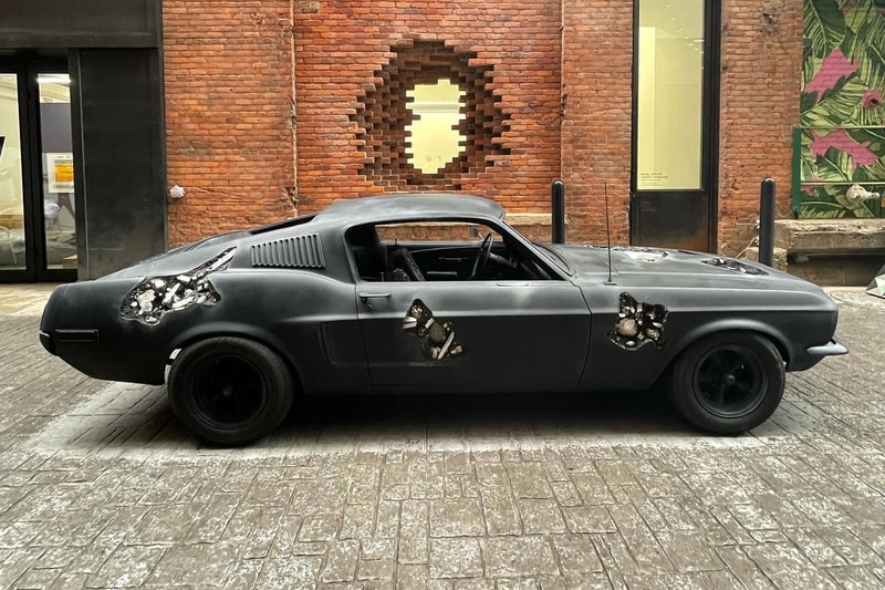 近賞 Daniel Arsham 打造 1968 Ford Mustang GT 經典車款雕塑