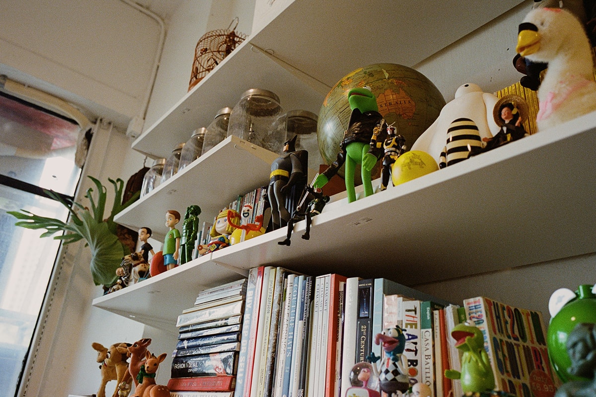 IDEA: 走訪香港時裝設計師 Karmuel 與 Mou 工作室