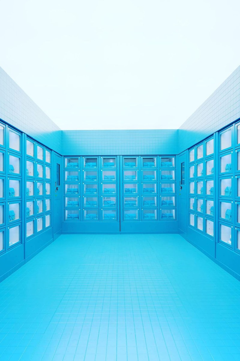 率先走進 Jacquemus x Selfridges 倫敦期間限定店「Le Bleu」