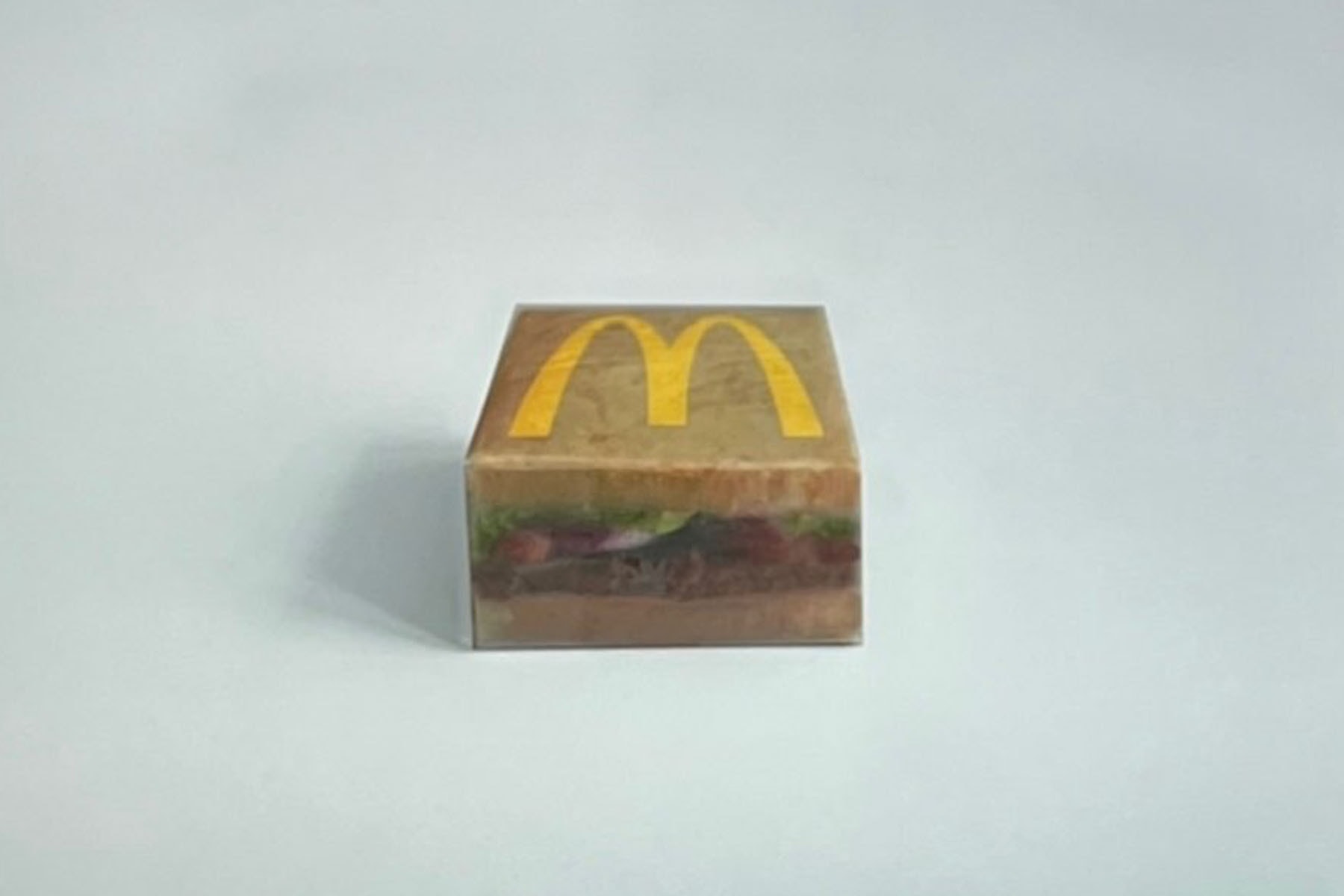 Kanye West 率先亮相為 McDonald's 設計的全新包裝 